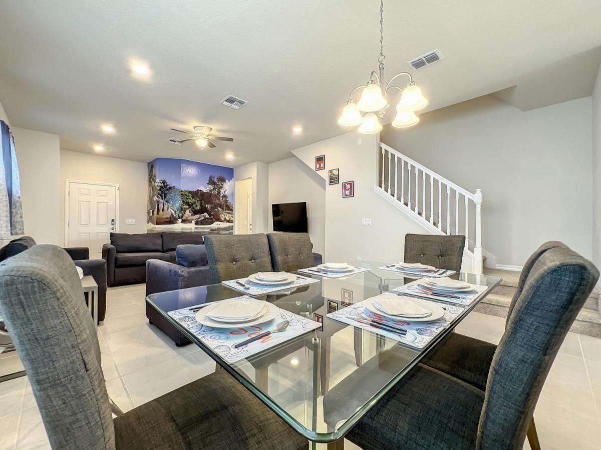 Windsor Island Vacation Pool Home 达文波特 外观 照片