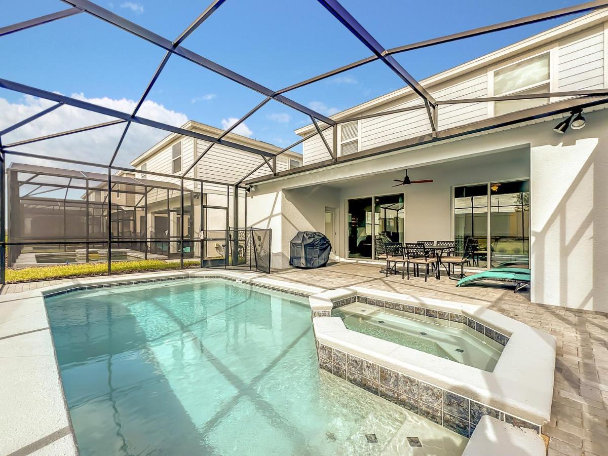 Windsor Island Vacation Pool Home 达文波特 外观 照片