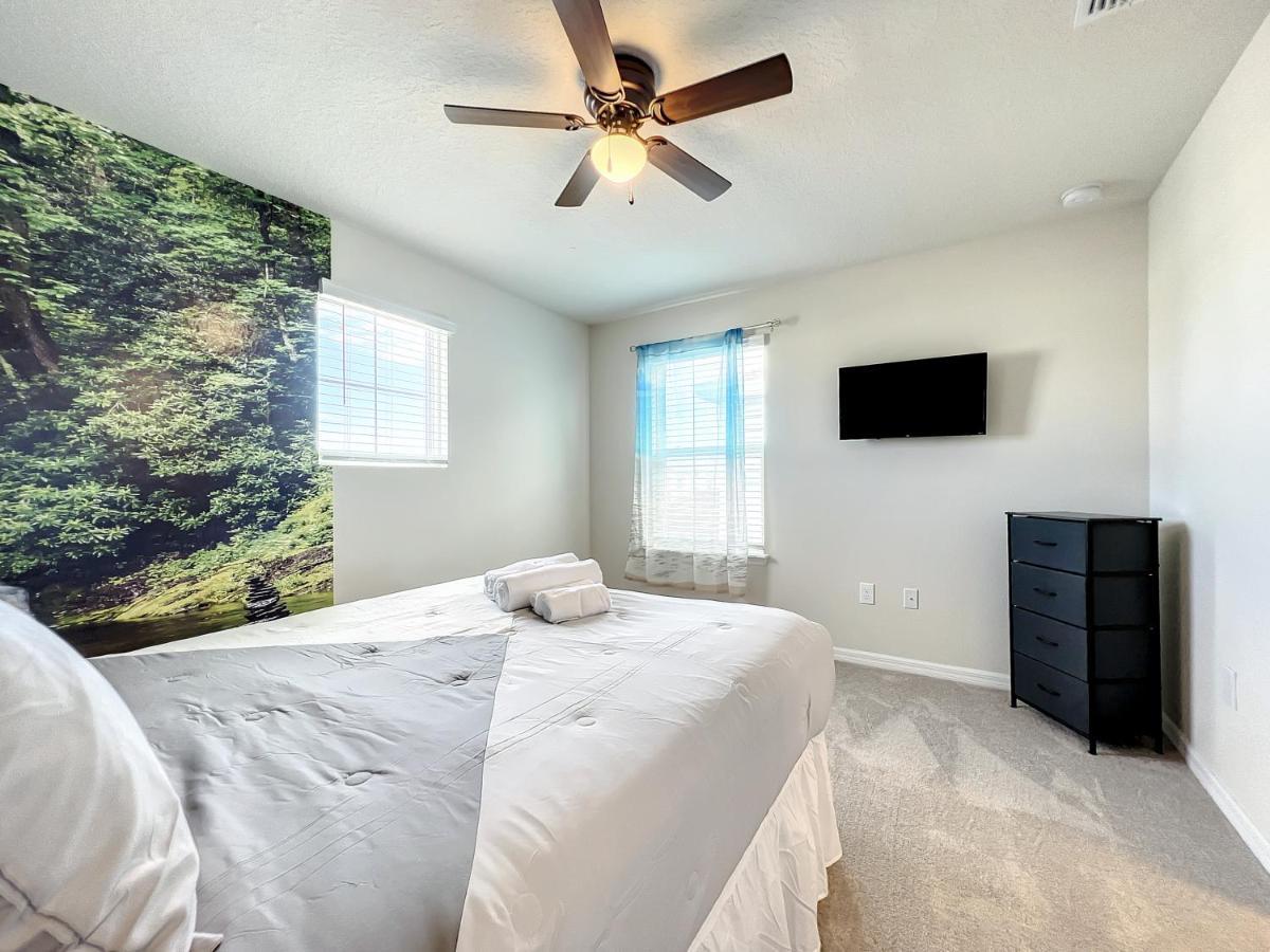 Windsor Island Vacation Pool Home 达文波特 外观 照片
