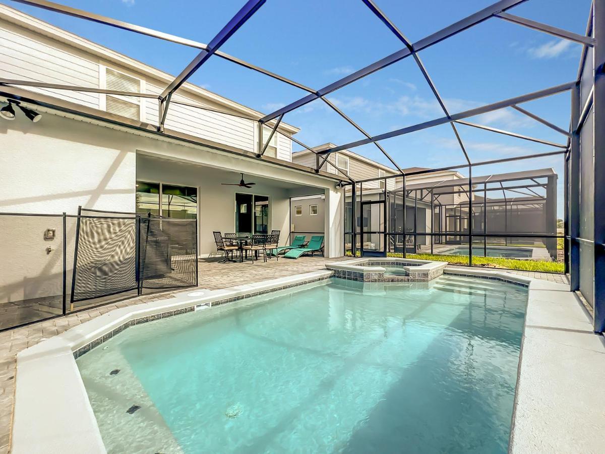 Windsor Island Vacation Pool Home 达文波特 外观 照片