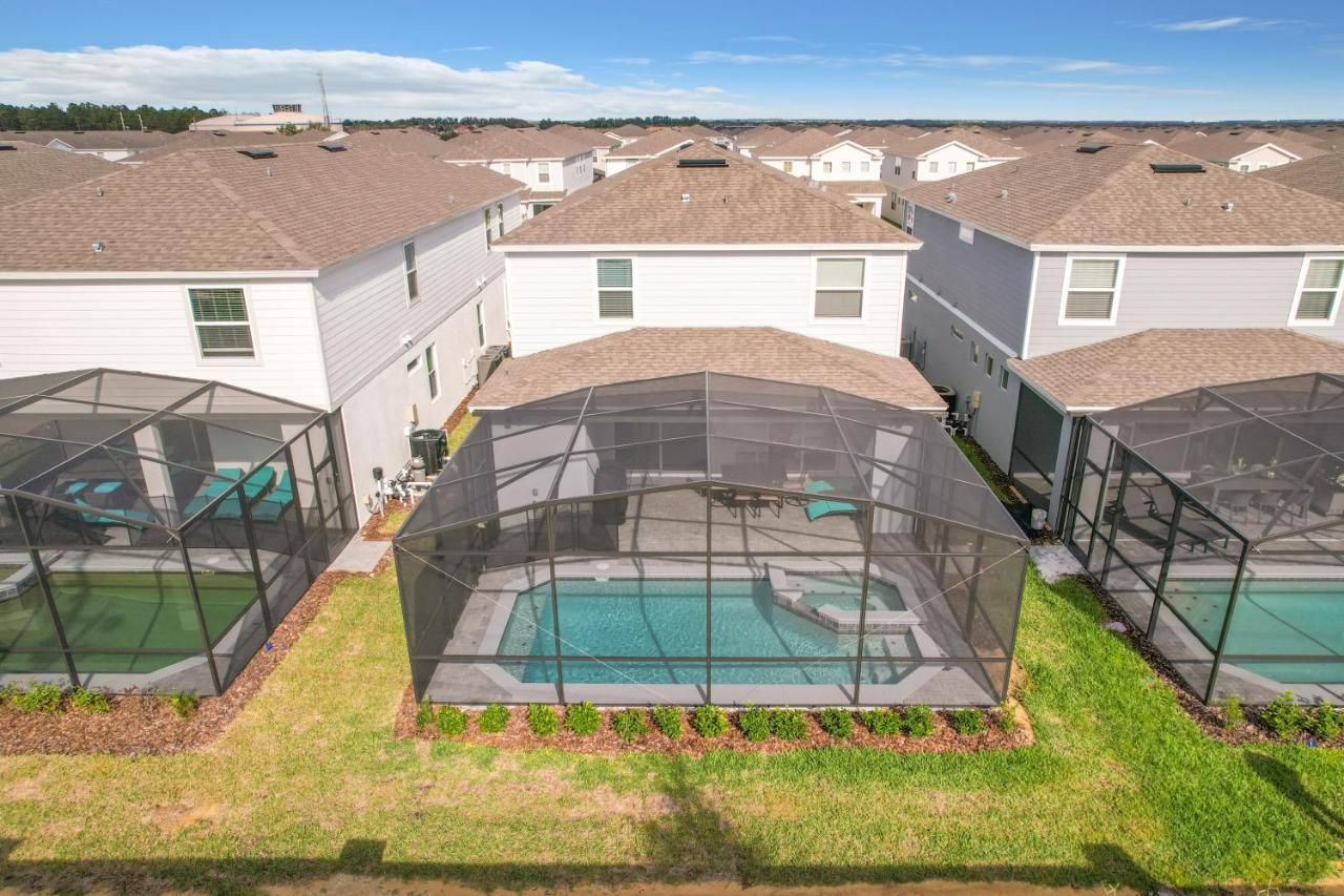 Windsor Island Vacation Pool Home 达文波特 外观 照片