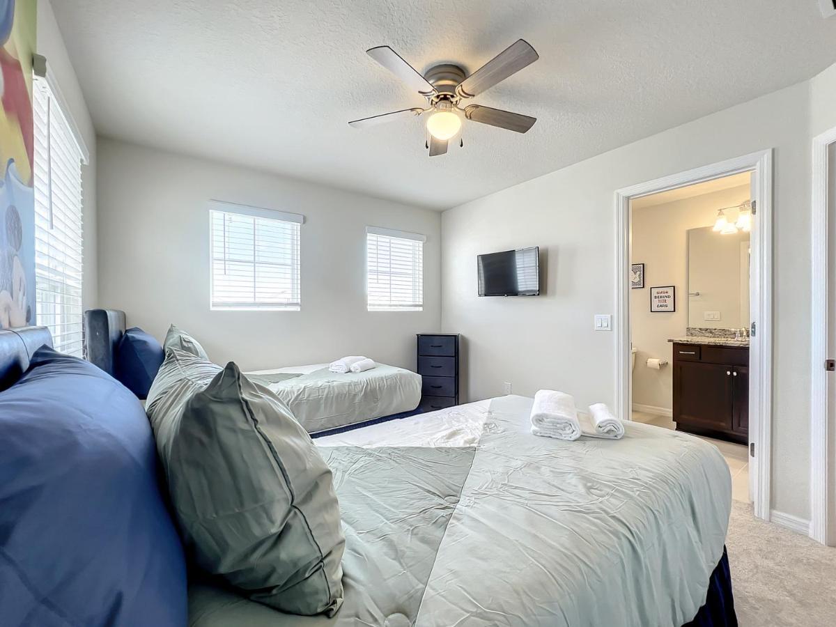 Windsor Island Vacation Pool Home 达文波特 外观 照片