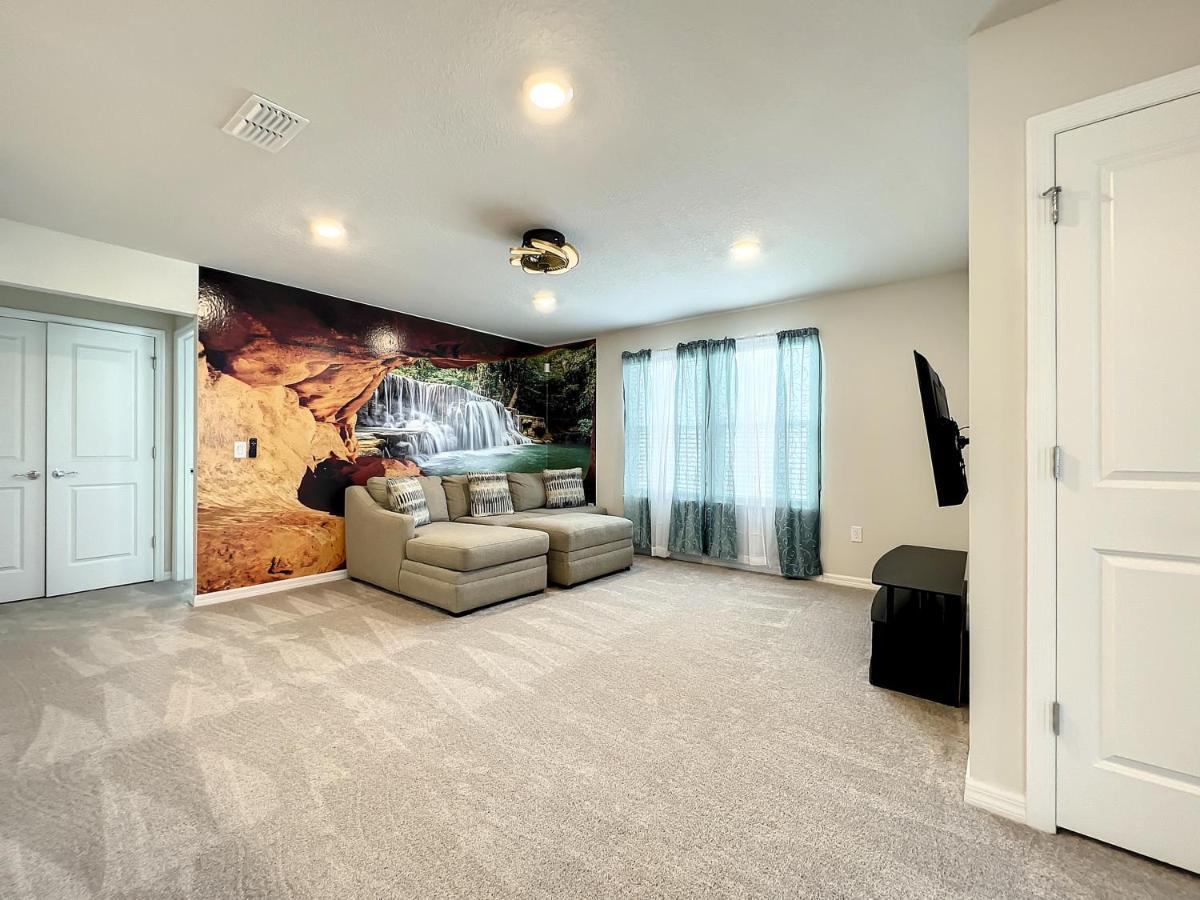 Windsor Island Vacation Pool Home 达文波特 外观 照片
